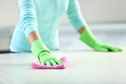 Deep mattress cleaning process in a Lambeth bedroom