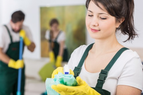 End of tenancy cleaning service for a Lambeth apartment and living area